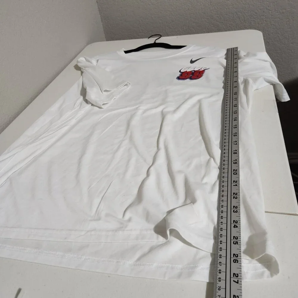 Nike this lightweight